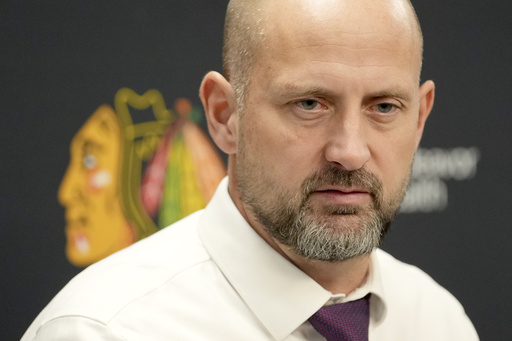 Anders Sorensen suffers defeat in his debut as interim coach of the Blackhawks