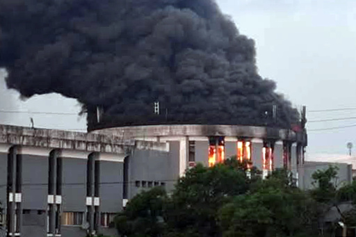 Fire breaks out at Liberia’s parliament amid ongoing anti-government demonstrations for a second consecutive day