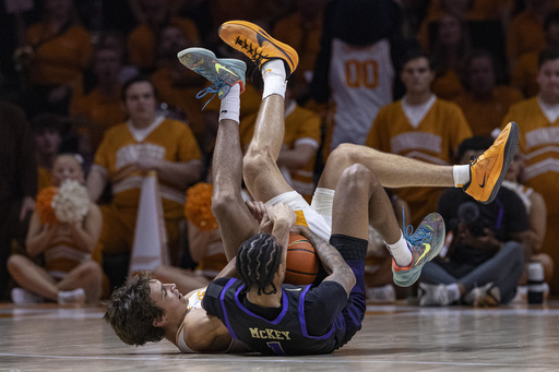 Lanier nets 19 points in No. 1 Tennessee’s dominant 84-36 victory over Western Carolina