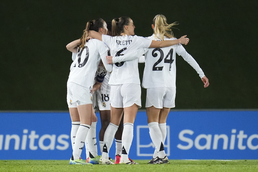 Chelsea comes from behind to defeat Real Madrid 2-1, securing first place in their Women’s Champions League group.