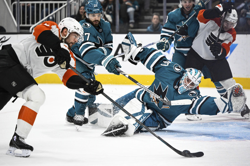 Travis Konecny nets his 17th goal as Flyers blank Sharks 4-0.