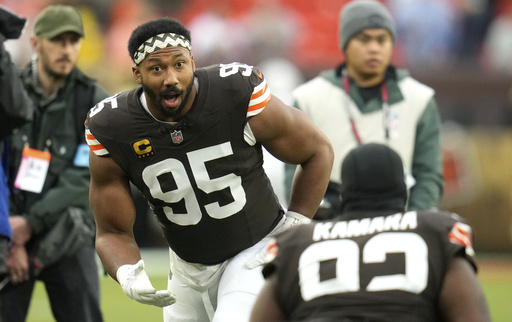 Myles Garrett of the Browns sets a record with 2 sacks, but a frustrating loss follows