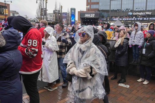 Blues Enjoy Dominant Win Against Blackhawks in Winter Classic