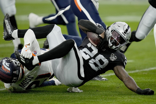 Sincere McCormick’s perseverance rewards him with the Raiders’ starting running back role