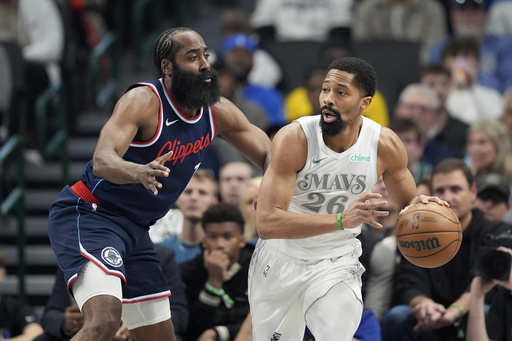 Clippers triumph over Mavericks 118-95 as star guards Doncic and Irving miss game because of injuries