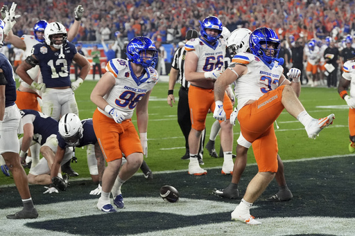 No. 5 Penn State stifles Jeanty, defeats No. 8 Boise State 31-14 in Fiesta Bowl