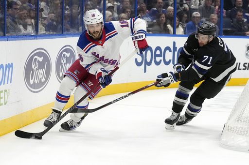 Point and Kucherov propel Lightning to a commanding 6-2 victory against struggling Rangers