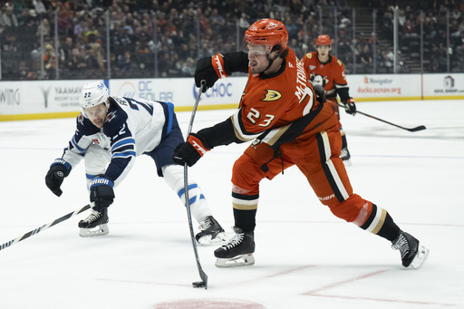 Troy Terry scores a dramatic late goal as the Ducks come back to shock the NHL-leading Winnipeg 3-2.