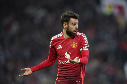 Bruno Fernandes shown red card once more as Manchester United falls 2-0 to Wolves