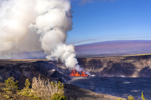 Breathtaking images capture lava flowing from Hawaii’s Kilauea volcano.