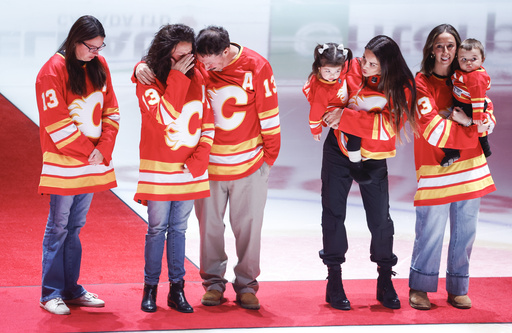 Flames pay tribute to the late Johnny Gaudreau and invite his family to return to Calgary