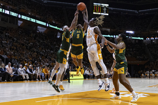 Chaz Lanier tallies 24 points as top-ranked Tennessee defeats Norfolk State 67-52