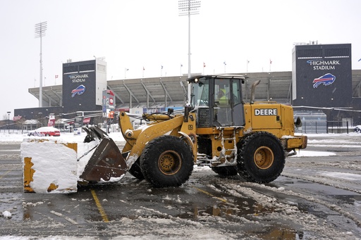 Great Lakes area braces for additional snowfall following severe holiday weather over the weekend.