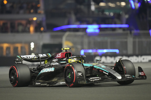 Mercedes issues apology to Hamilton following qualifying mishap in final race with the team