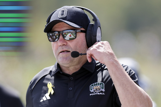 Charlotte negotiating to bring Ohio’s Tim Albin on board as new football coach, according to AP sources.