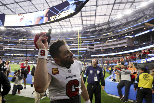 Mayfield throws four touchdown passes as Buccaneers overpower Chargers 40-17 with a strong second half.