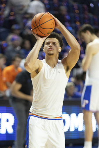 Walter Clayton tallies 27 as No. 13 Florida defeats Virginia 87-69 in SEC/ACC Challenge