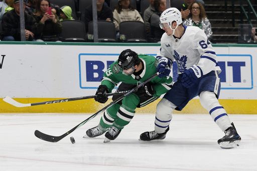 Nicholas Robertson plays a crucial role in Toronto’s 5-3 victory against Dallas, featuring his older brother.