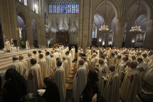 ‘Crown of Thorns’ makes its way back to Notre Dame Cathedral for visitors to pay their respects