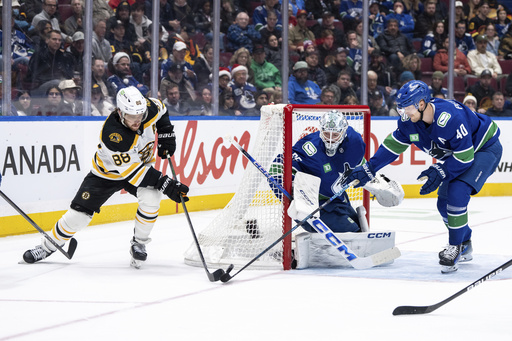 Pastrnak records a goal and three assists in Bruins’ 5-1 victory over Canucks