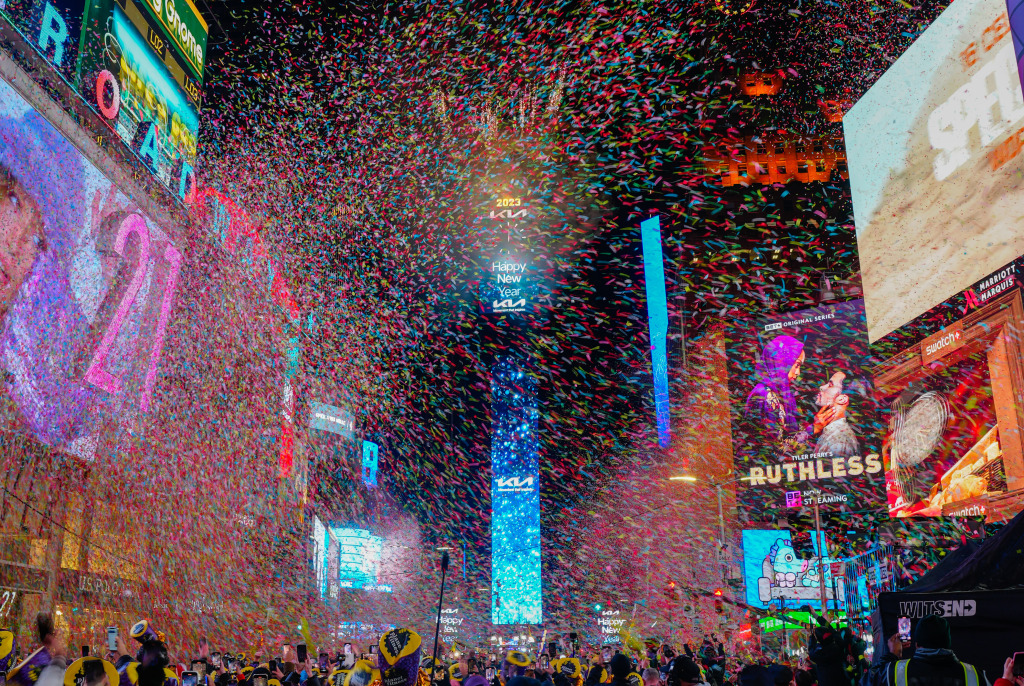 NEW YORK, NEW YORK - JANUARY 01: A general view of the ball drop in Times Square during the New Year's Eve celebration on January 1, 2023 in New York City. (Photo by Gotham/GC Images)