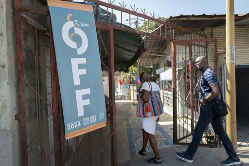 Senegalese craftspeople showcase their work for the first time at a renowned art exhibition