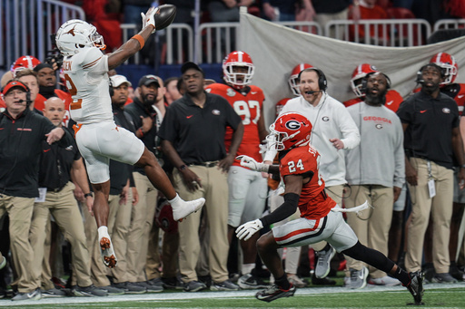 No. 5 Georgia secures thrilling overtime victory against No. 2 Texas, claiming SEC championship 22-19