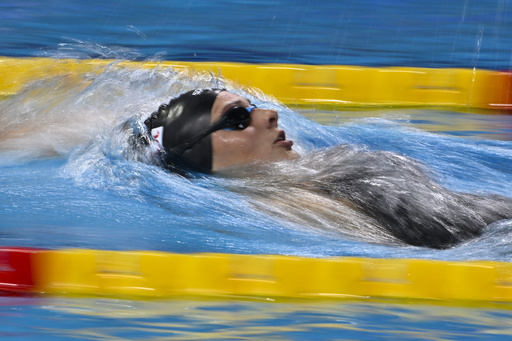 Crooks becomes the inaugural swimmer to complete the 50m freestyle in under 20 seconds at the short course world championships