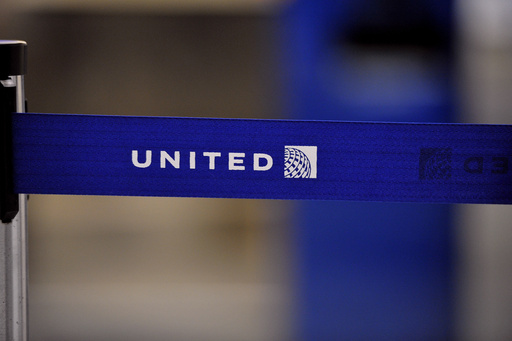 Remains discovered in the wheel compartment of United flight from Chicago to Maui