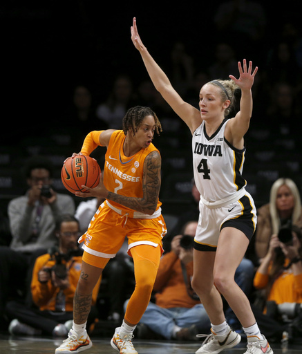 Tennessee edges No. 17 Iowa 78-68 with a strong finish in the first Women’s Champions Classic