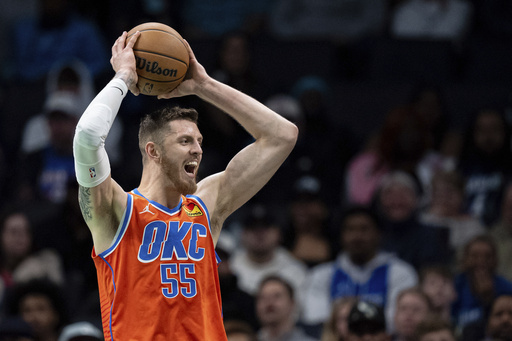 Gilgeous-Alexander and Williams propel OKC to a 106-94 victory over Charlotte, marking their 10th consecutive regular-season win.