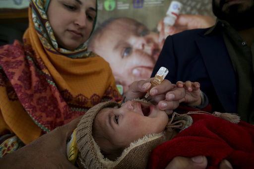 Pakistan launches final polio vaccination drive of the year amid rise in infections