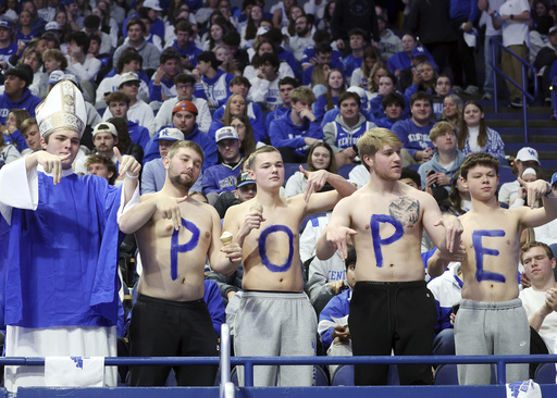 New chapter in Bluegrass rivalry as No. 5 Kentucky and Louisville prepare under coaches Mark Pope and Pat Kelsey