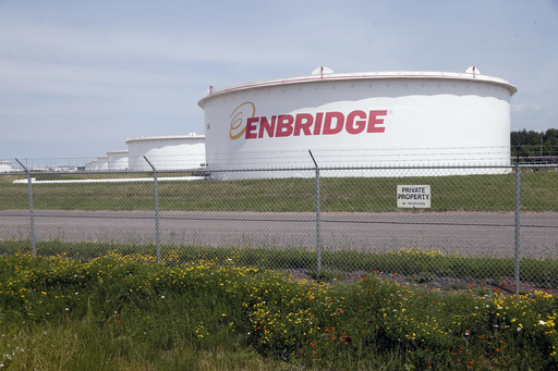 Enbridge pipeline leaks 70,000 gallons of oil in Wisconsin