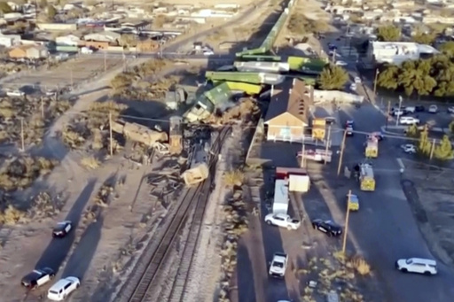 Two dead, three hurt in freight train derailment following crash in a West Texas town