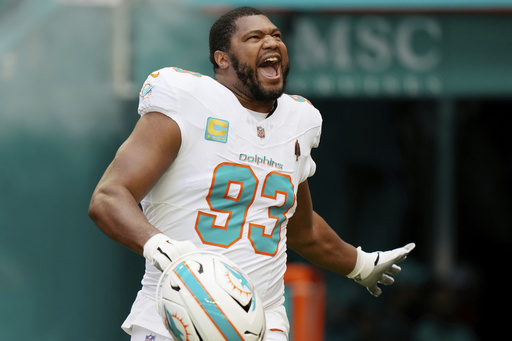 Dolphins’ seasoned defensive tackle Calais Campbell may move to a playoff contender if Miami falls out of postseason contention.