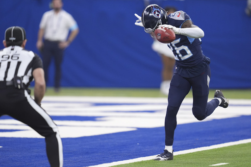 Jonathan Taylor bounces back with 218 yards and 3 touchdown runs as Colts edge Titans 38-30