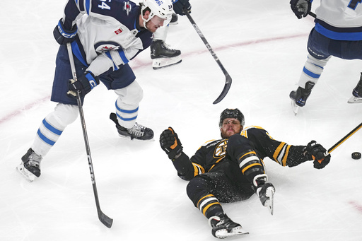 Mark Scheifele nets two goals as Jets surge in the third to overpower Bruins 6-2