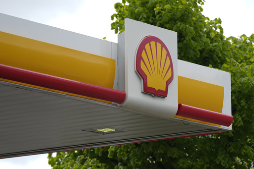 Shell continues to evaluate the possibility of relocating its listing from London, but it’s not an active topic of discussion.