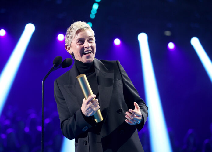 SANTA MONICA, CALIFORNIA - DECEMBER 07: 2021 PEOPLE'S CHOICE AWARDS -- Pictured: Ellen DeGeneres accepts The Daytime Talk Show of 2021 award for ‘The Ellen DeGeneres Show’ on stage during the 2021 People's Choice Awards held at Barker Hangar on December 7, 2021 in Santa Monica, California. (Photo by Christopher Polk/E! Entertainment/NBCUniversal/NBCU Photo Bank via Getty Images)