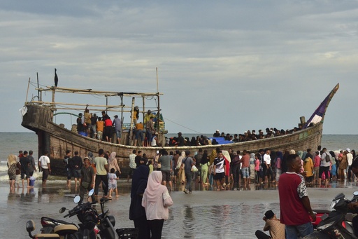 More than 100 Rohingya asylum seekers escaping violence in Myanmar reach Aceh, Indonesia