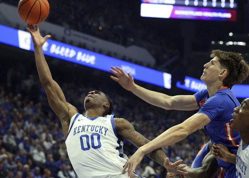 Koby Brea nails seven 3-pointers as No. 10 Kentucky defeats No. 6 Florida for their first defeat, 106-100.