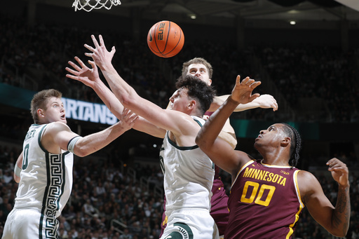 No. 7 Michigan State defeats Minnesota 73-51, records 13 consecutive wins for the first time since the 2018-19 Final Four campaign.