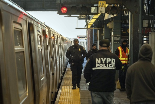 New York governor advocates for broader mental health legislation in response to subway violence