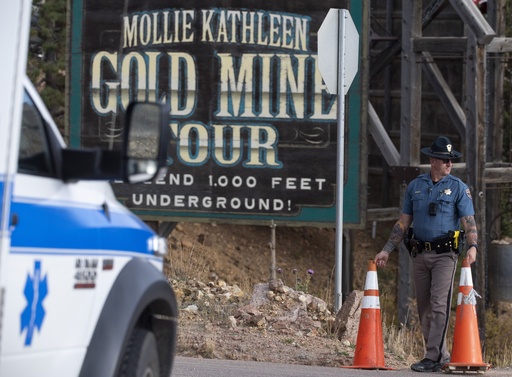 Tour guide at Colorado gold mine plummets from elevator after reportedly failing to secure the door