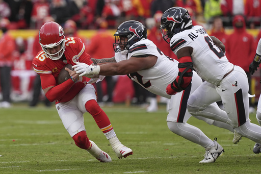 Patrick Mahomes addresses claims of NFL referee bias towards the Chiefs: ‘The officials are giving their all’