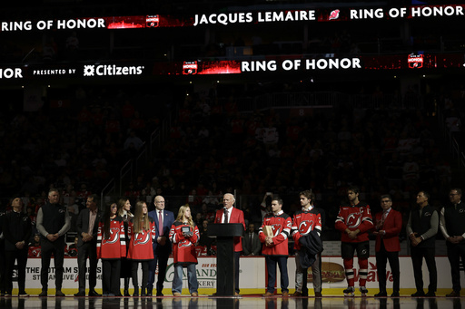 Devils pay tribute to ex-Stanley Cup coach Jacques Lemaire