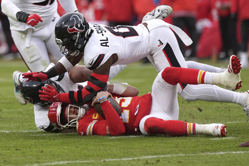 Cook of the Chiefs clears concussion protocol; Texans’ Al-Shaair sidelined by knee issue