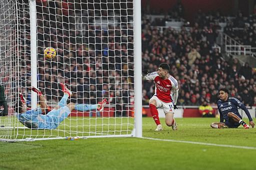 Arsenal falters in Premier League championship pursuit as Nunez secures victory for Liverpool