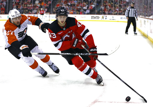 Bobby Brink leads the Flyers to a 3-1 victory over the Devils